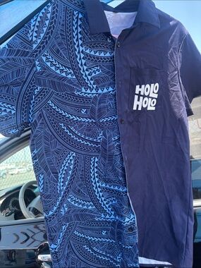 Holo Holo Men's Blue Short-Sleeve Hawaiian Shirt NWOT Size Medium